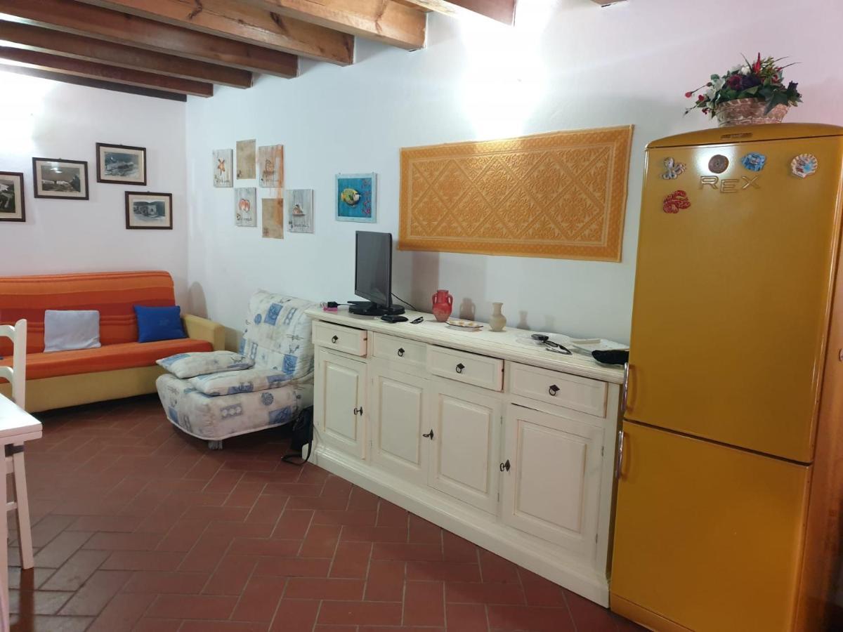 La Casa Di Tella - Portopaglia Free Wifi - Free Parking Casa de Férias